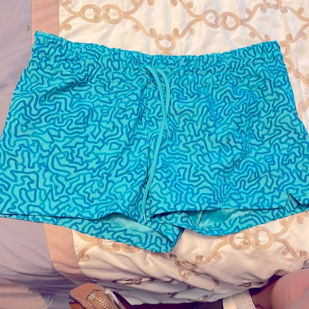 Running shorts